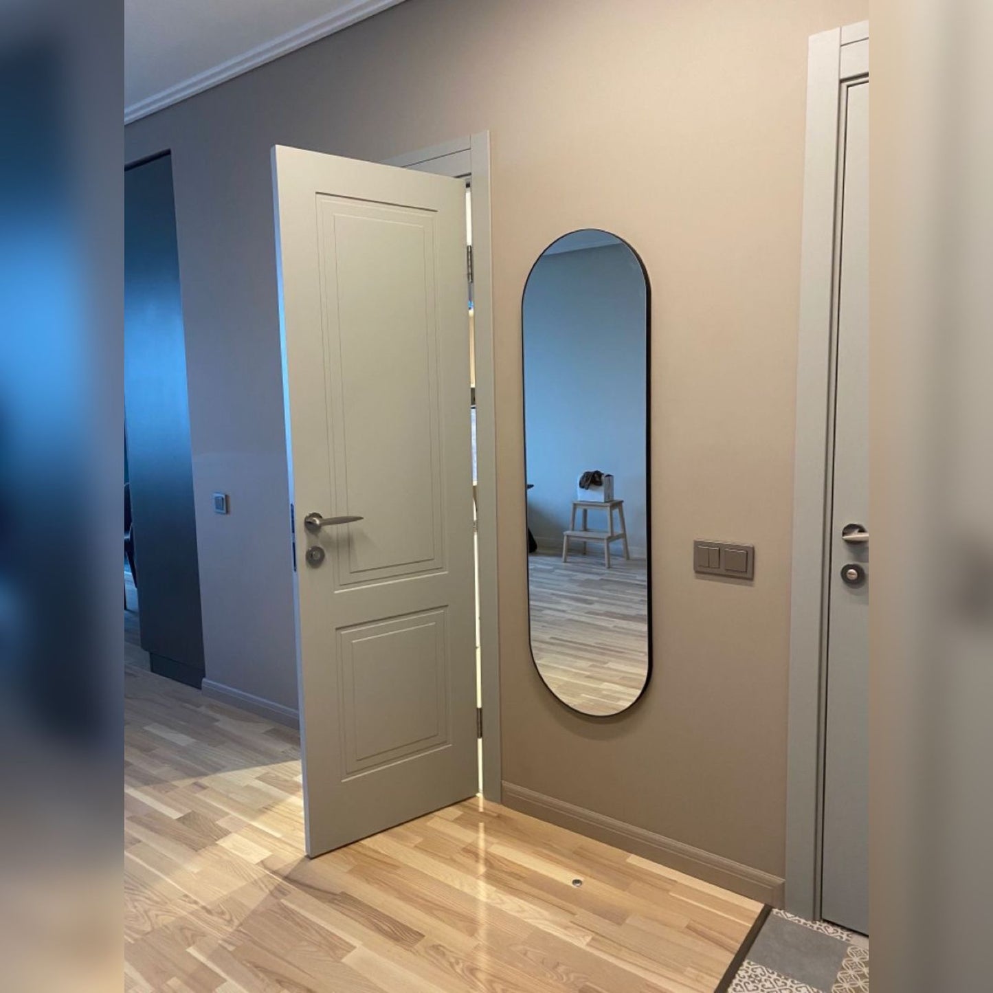 Capsule Shaped Wall Mirror – Modern Decorative Mirror for Bedroom, Living Room & Hallway