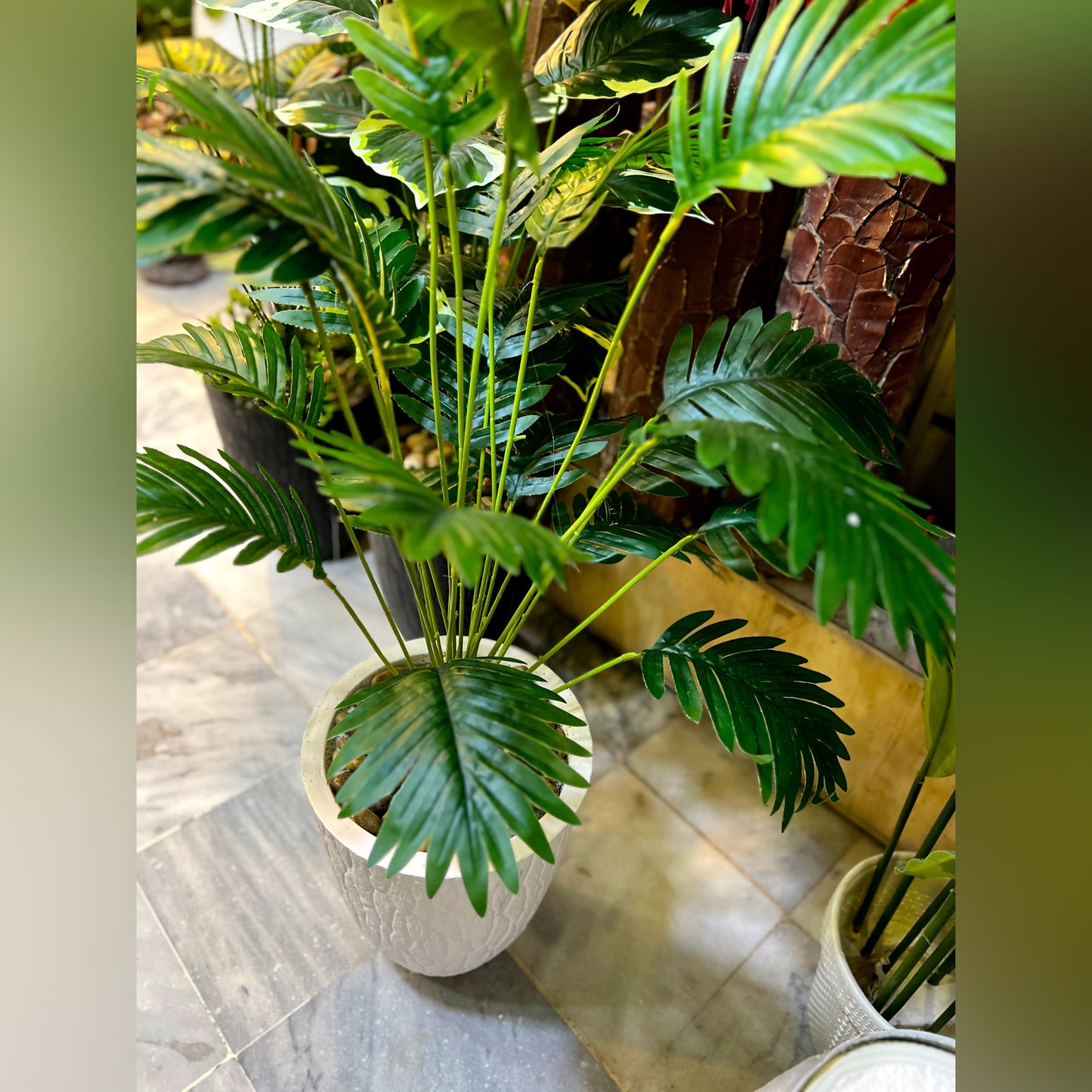 Artificial Areca Palm Plant with White Ceramic Pot PVC Rubber Indoor/Outdoor Decor Plant