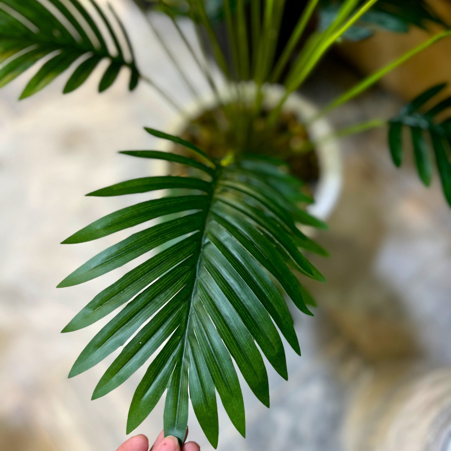 Artificial Areca Palm Plant with White Ceramic Pot PVC Rubber Indoor/Outdoor Decor Plant